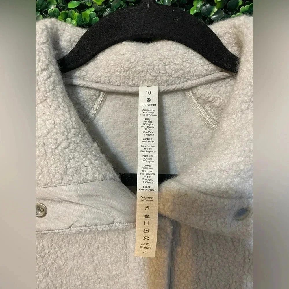 Lululemon Go Cozy Jacket in Heathered Ceramic - Size 10 - Picture 7 of 14